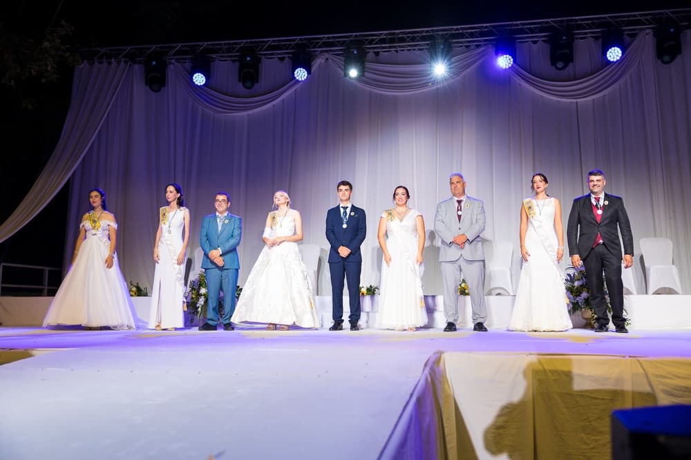 Duanes de la Mar inicia las Fiestas de la Mare de Déu de Loreto con la presentación de sus mayorales